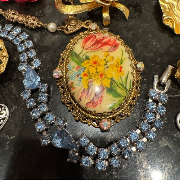 🌹 SOLD - Picture 4 of 16